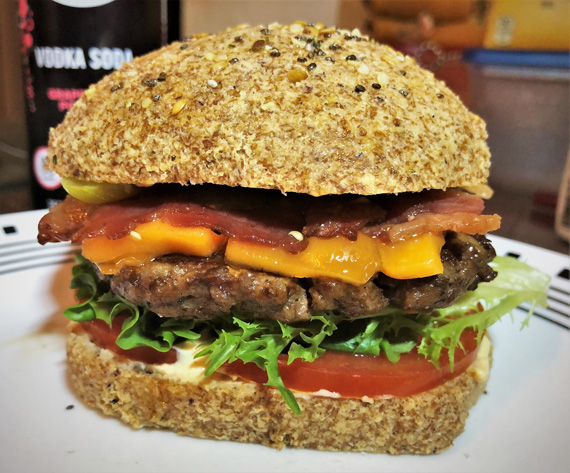 Keto Bacon Cheese Burger
